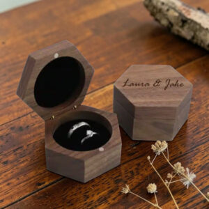 Hexagonal wedding ring box