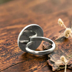 Red wood ring