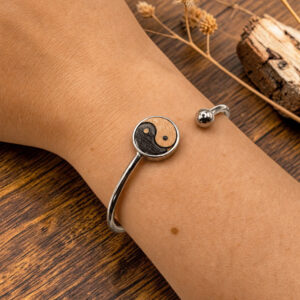 Pulsera yin yang de madera
